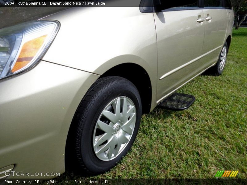 Desert Sand Mica / Fawn Beige 2004 Toyota Sienna CE