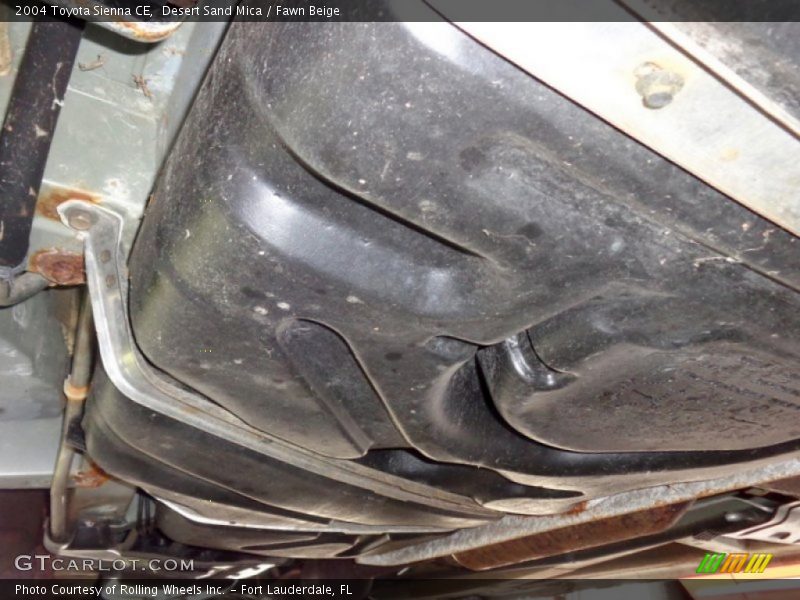 Desert Sand Mica / Fawn Beige 2004 Toyota Sienna CE