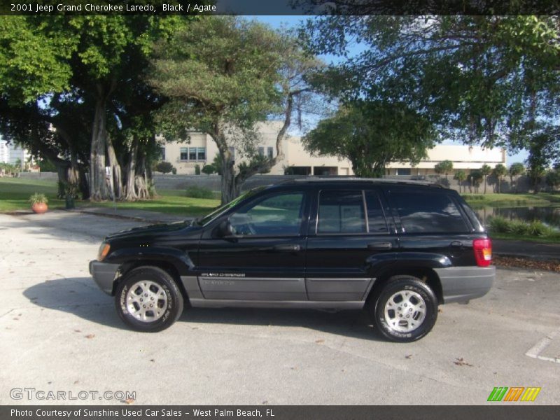  2001 Grand Cherokee Laredo Black