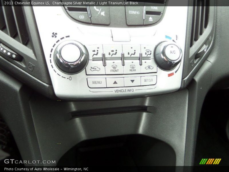 Champagne Silver Metallic / Light Titanium/Jet Black 2013 Chevrolet Equinox LS