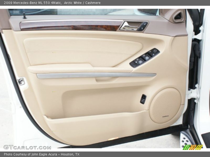 Arctic White / Cashmere 2009 Mercedes-Benz ML 550 4Matic