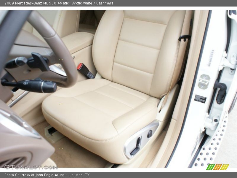 Arctic White / Cashmere 2009 Mercedes-Benz ML 550 4Matic