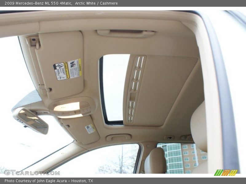 Arctic White / Cashmere 2009 Mercedes-Benz ML 550 4Matic