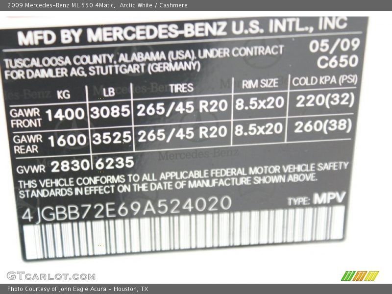 Arctic White / Cashmere 2009 Mercedes-Benz ML 550 4Matic