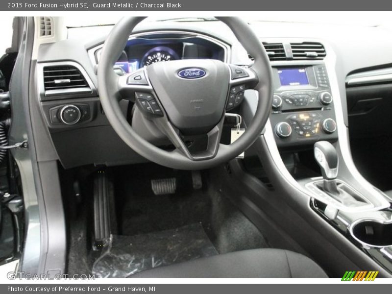 Guard Metallic / Charcoal Black 2015 Ford Fusion Hybrid SE
