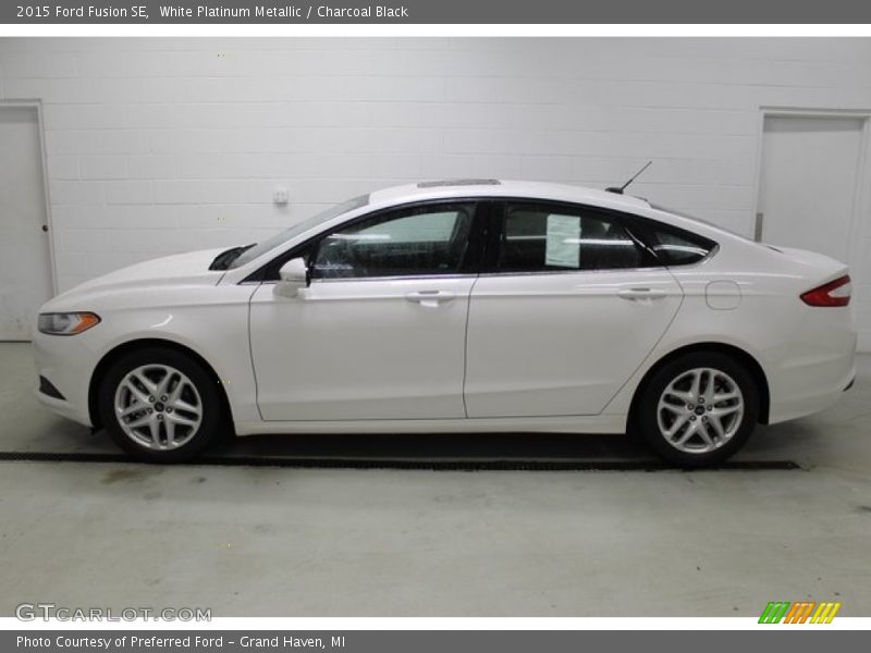 White Platinum Metallic / Charcoal Black 2015 Ford Fusion SE