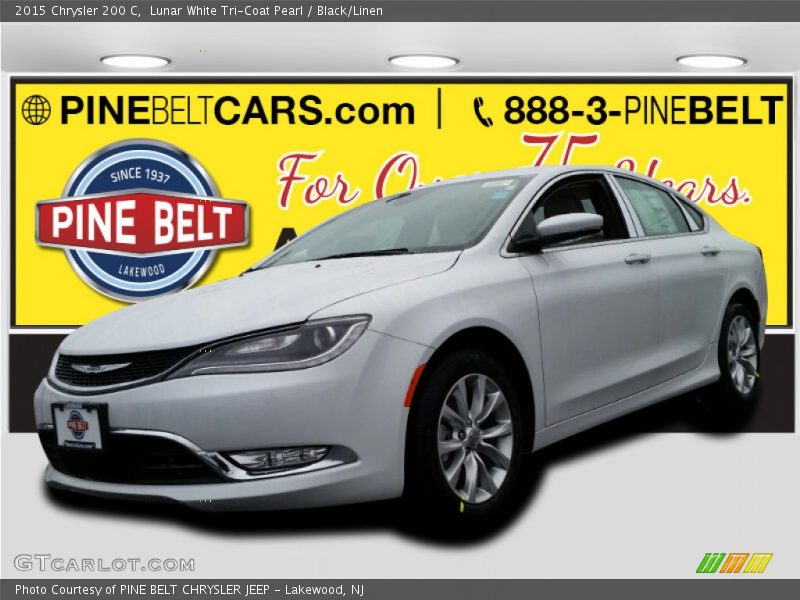 Lunar White Tri-Coat Pearl / Black/Linen 2015 Chrysler 200 C