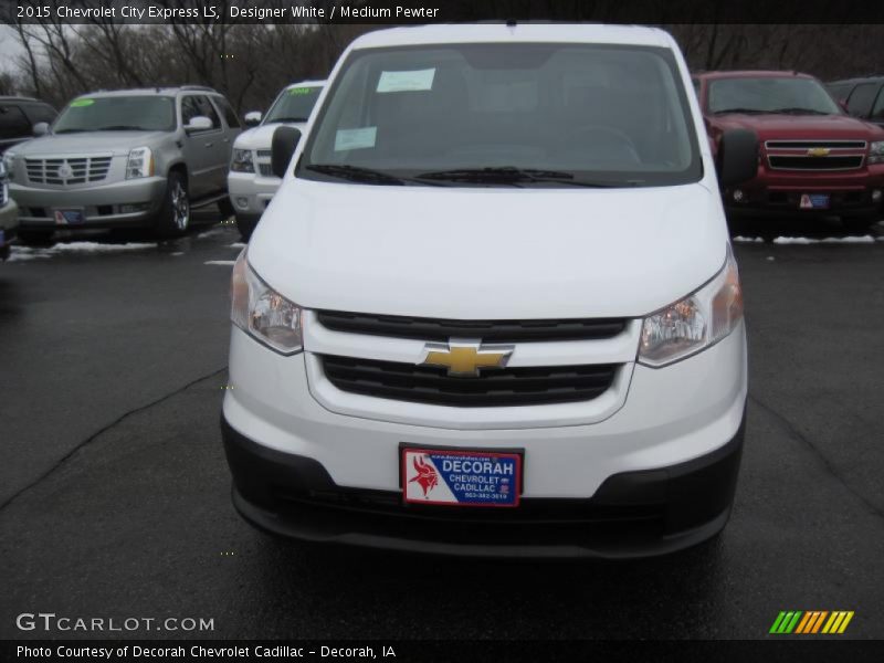 Designer White / Medium Pewter 2015 Chevrolet City Express LS