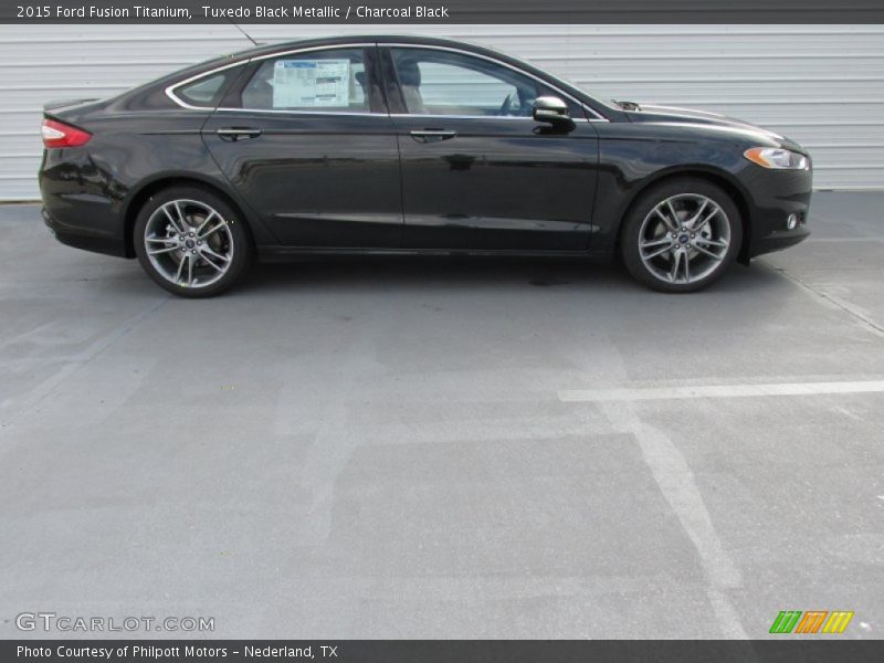 Tuxedo Black Metallic / Charcoal Black 2015 Ford Fusion Titanium