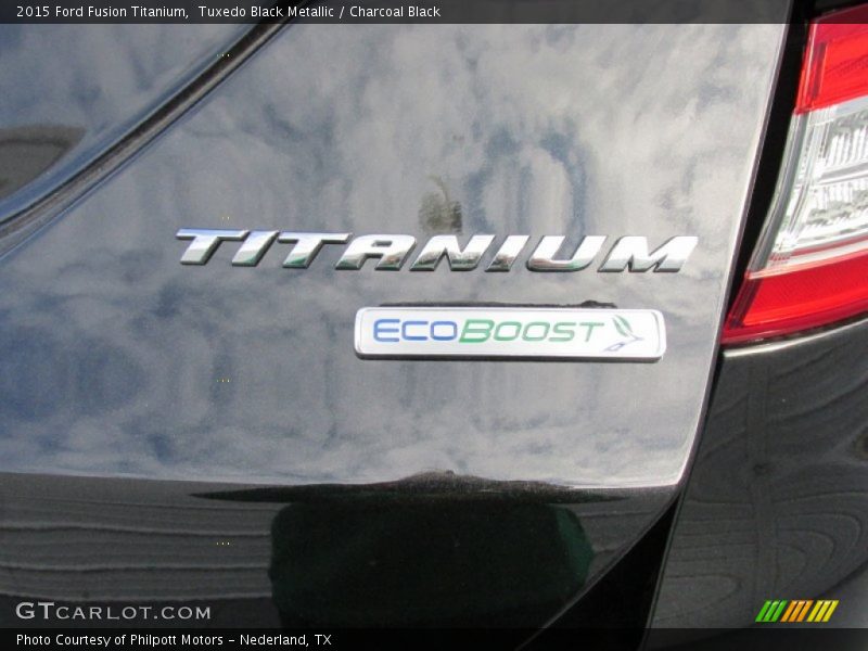 Tuxedo Black Metallic / Charcoal Black 2015 Ford Fusion Titanium