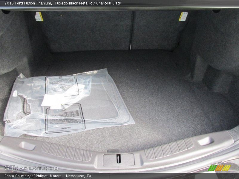 Tuxedo Black Metallic / Charcoal Black 2015 Ford Fusion Titanium