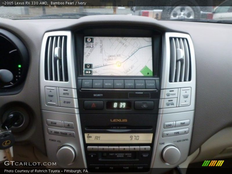 Controls of 2005 RX 330 AWD