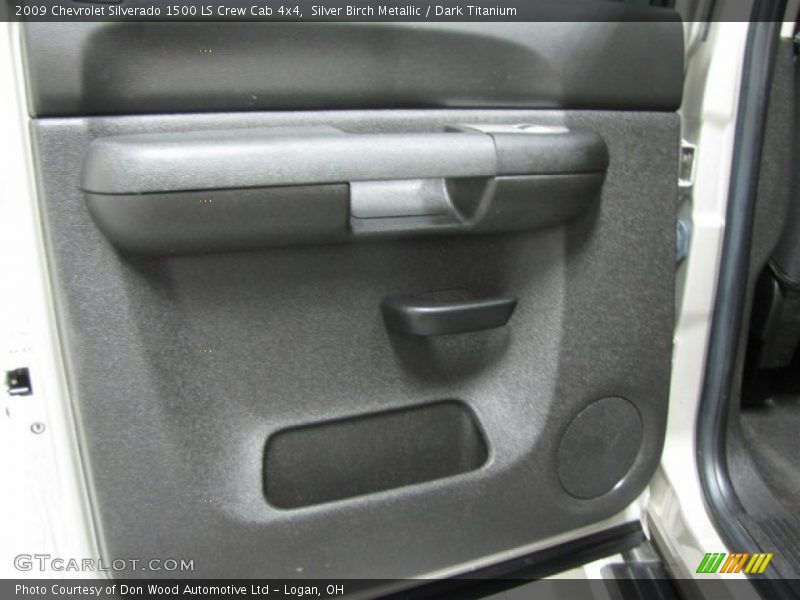 Silver Birch Metallic / Dark Titanium 2009 Chevrolet Silverado 1500 LS Crew Cab 4x4