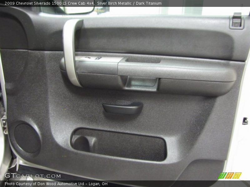 Silver Birch Metallic / Dark Titanium 2009 Chevrolet Silverado 1500 LS Crew Cab 4x4