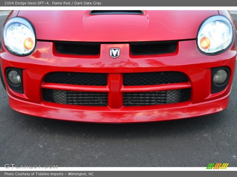 Flame Red / Dark Slate Gray 2004 Dodge Neon SRT-4