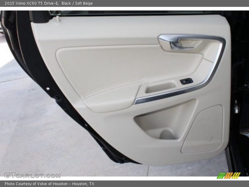 Black / Soft Beige 2015 Volvo XC60 T5 Drive-E