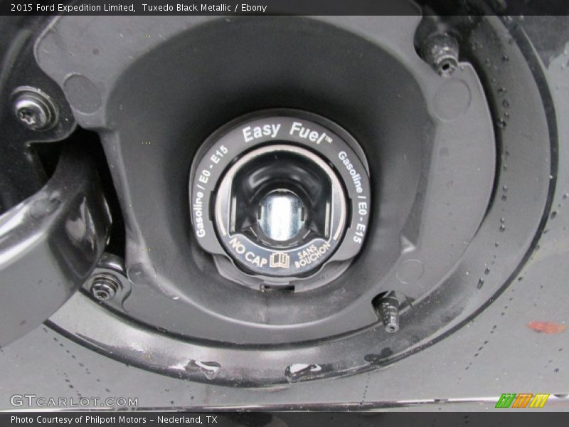 Tuxedo Black Metallic / Ebony 2015 Ford Expedition Limited