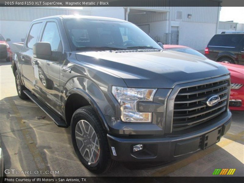 Front 3/4 View of 2015 F150 XLT SuperCrew