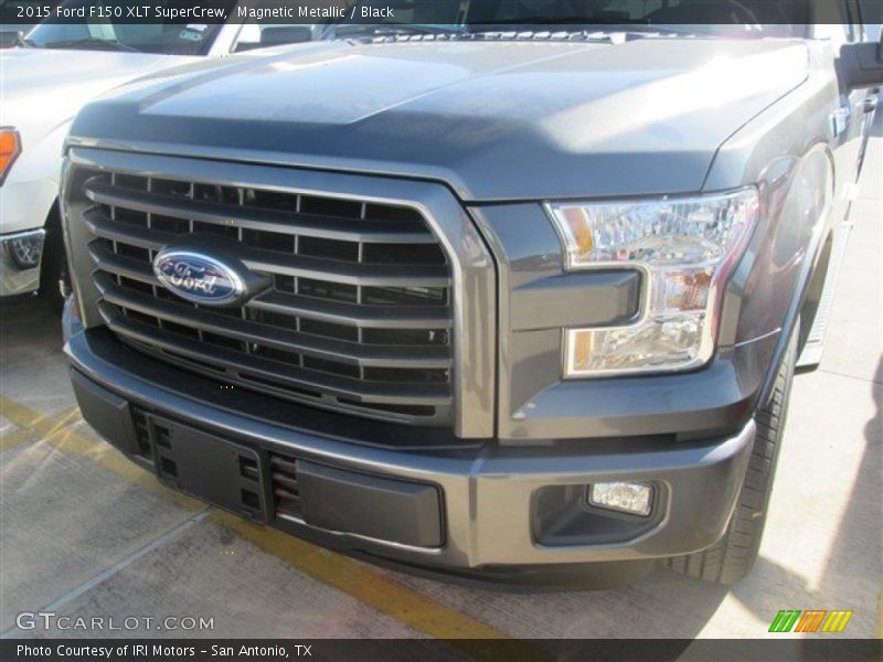 Magnetic Metallic / Black 2015 Ford F150 XLT SuperCrew