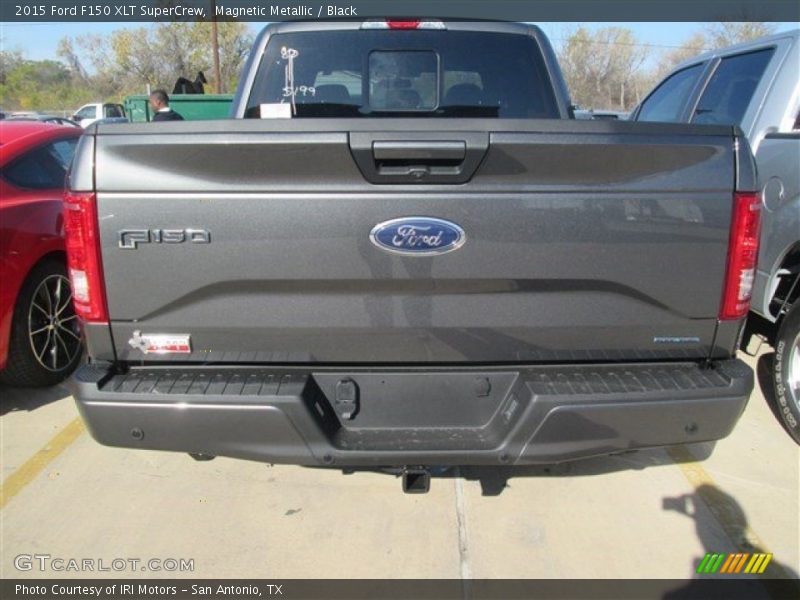 Magnetic Metallic / Black 2015 Ford F150 XLT SuperCrew
