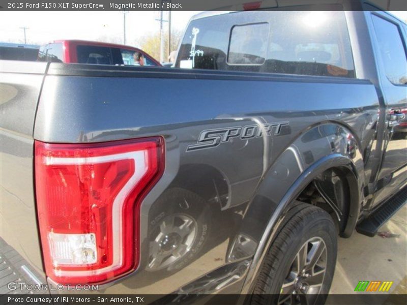 Magnetic Metallic / Black 2015 Ford F150 XLT SuperCrew