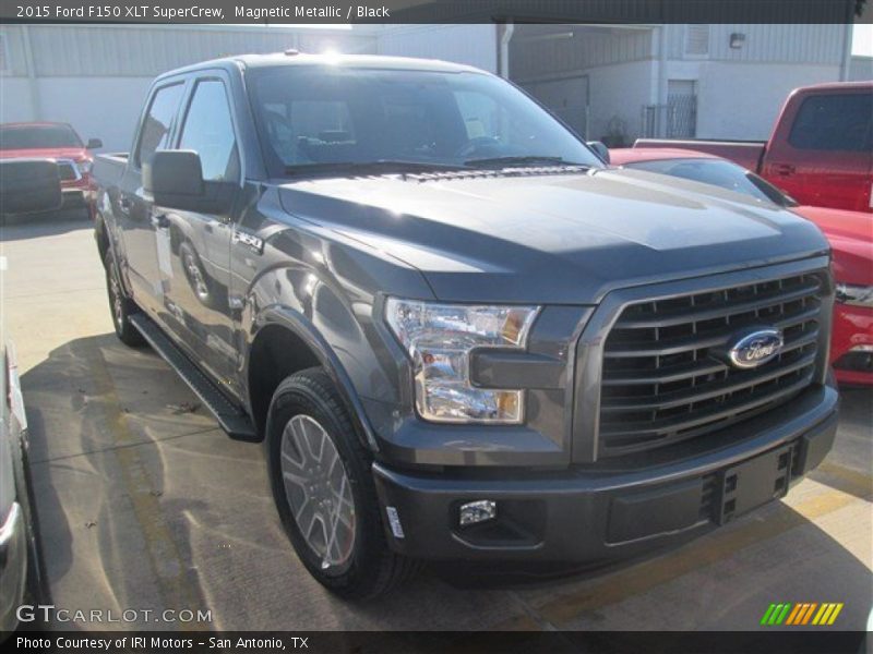 Magnetic Metallic / Black 2015 Ford F150 XLT SuperCrew