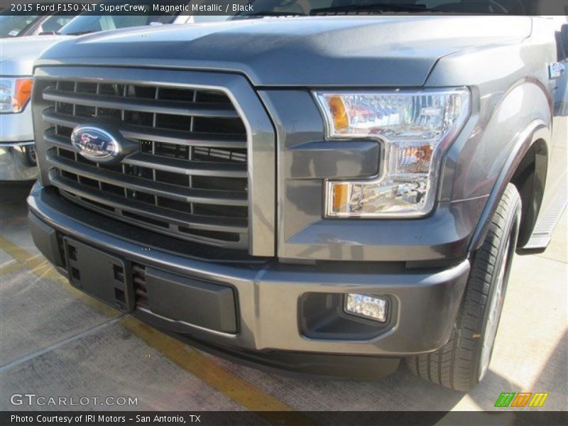 Magnetic Metallic / Black 2015 Ford F150 XLT SuperCrew