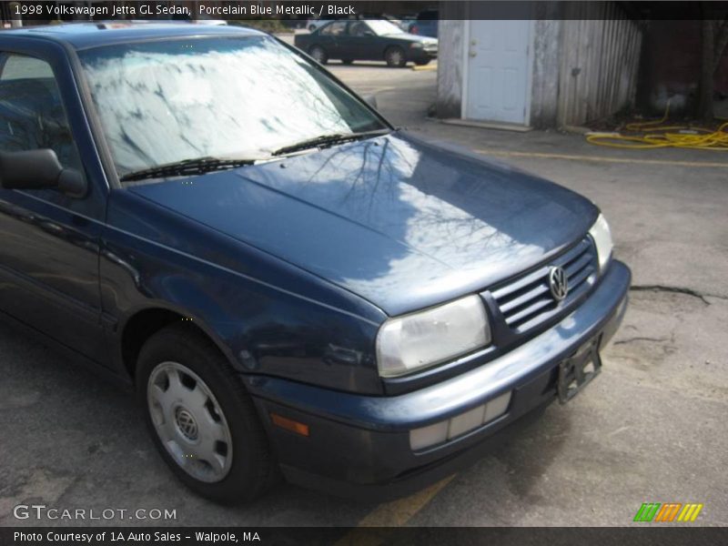 Porcelain Blue Metallic / Black 1998 Volkswagen Jetta GL Sedan
