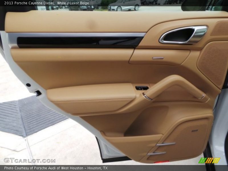 White / Luxor Beige 2013 Porsche Cayenne Diesel