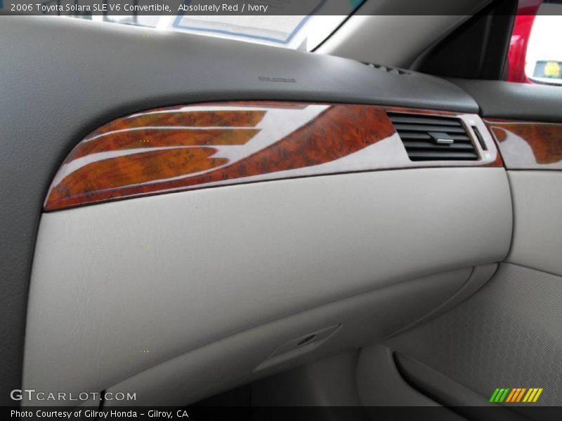 Absolutely Red / Ivory 2006 Toyota Solara SLE V6 Convertible