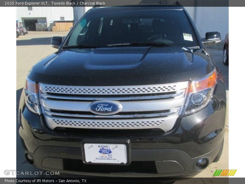 Tuxedo Black / Charcoal Black 2015 Ford Explorer XLT