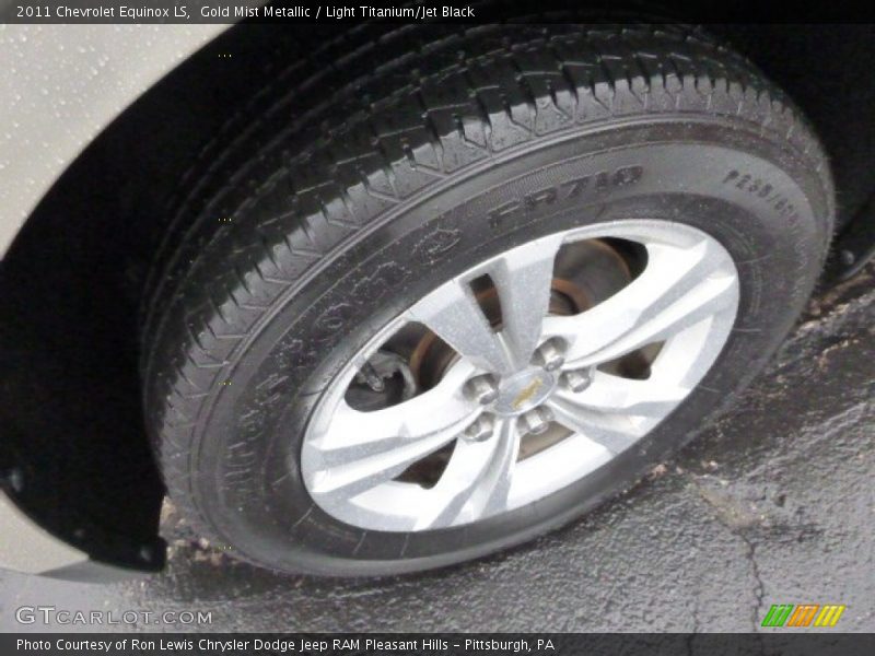 Gold Mist Metallic / Light Titanium/Jet Black 2011 Chevrolet Equinox LS