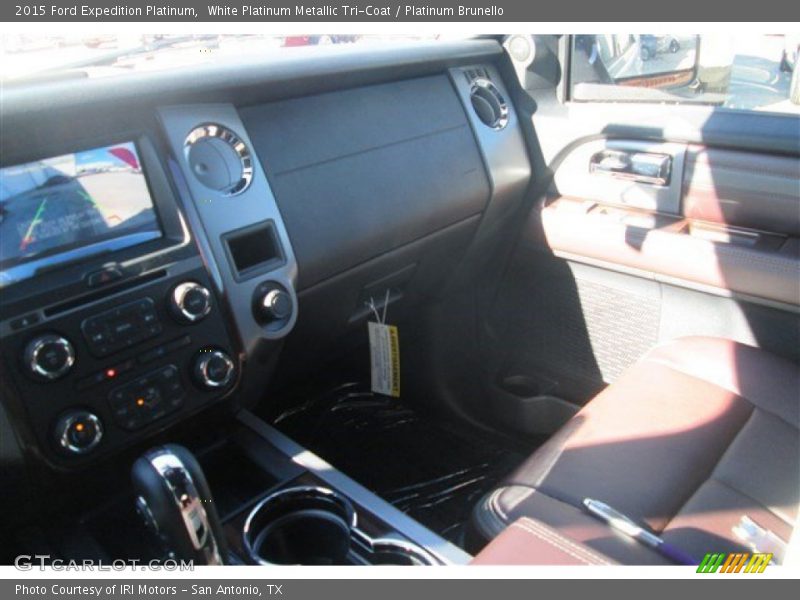 White Platinum Metallic Tri-Coat / Platinum Brunello 2015 Ford Expedition Platinum