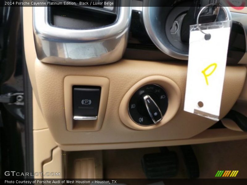 Black / Luxor Beige 2014 Porsche Cayenne Platinum Edition