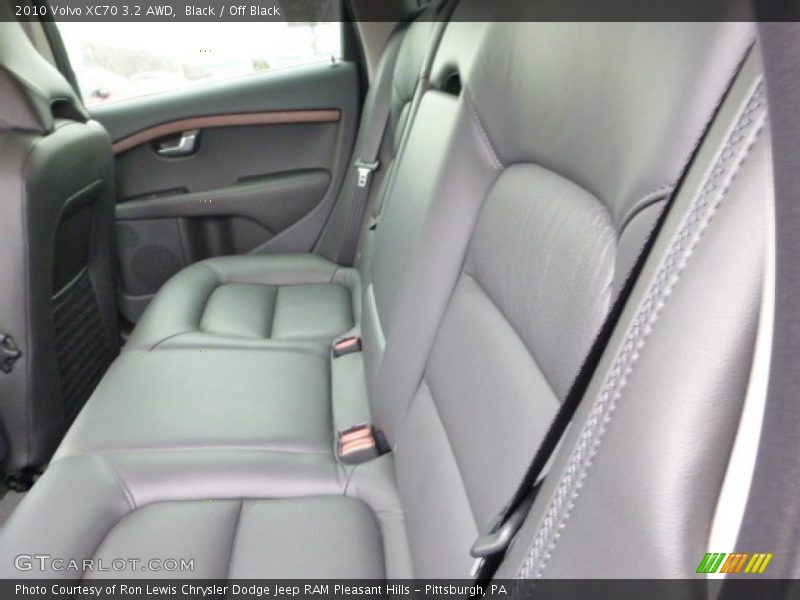 Black / Off Black 2010 Volvo XC70 3.2 AWD