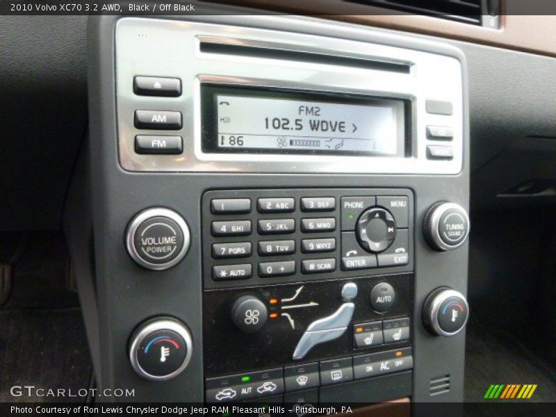 Black / Off Black 2010 Volvo XC70 3.2 AWD