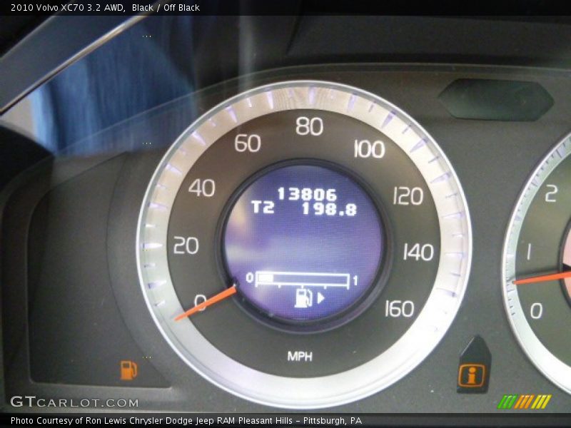 Black / Off Black 2010 Volvo XC70 3.2 AWD