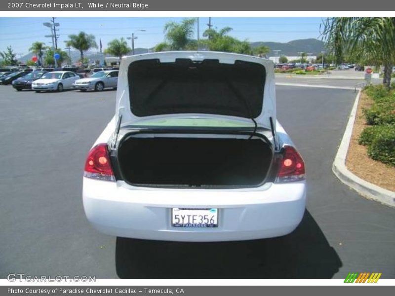 White / Neutral Beige 2007 Chevrolet Impala LT