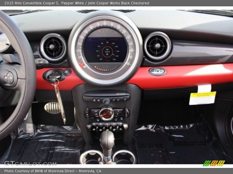 Pepper White / John Cooper Works Black Checkered 2015 Mini Convertible Cooper S