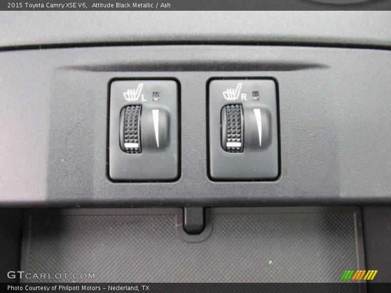 Attitude Black Metallic / Ash 2015 Toyota Camry XSE V6