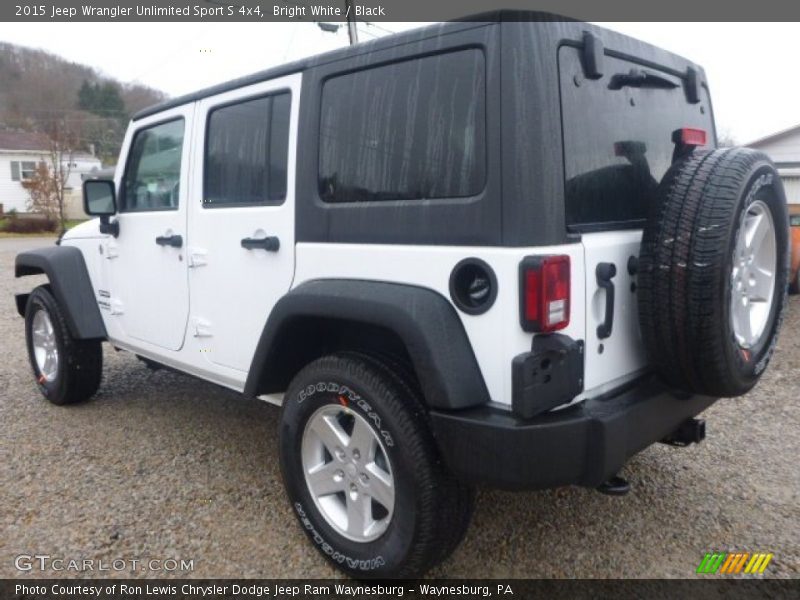 Bright White / Black 2015 Jeep Wrangler Unlimited Sport S 4x4