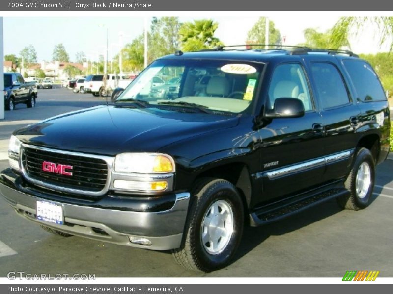 Onyx Black / Neutral/Shale 2004 GMC Yukon SLT