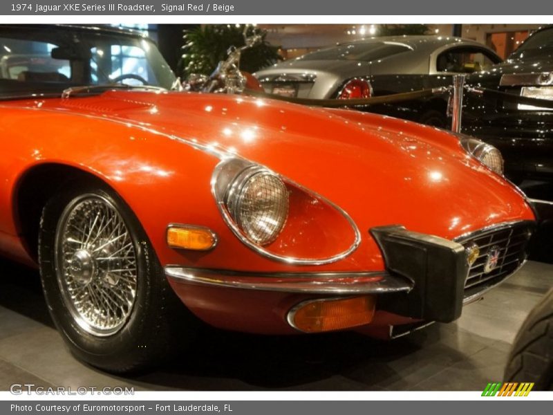 Signal Red / Beige 1974 Jaguar XKE Series III Roadster