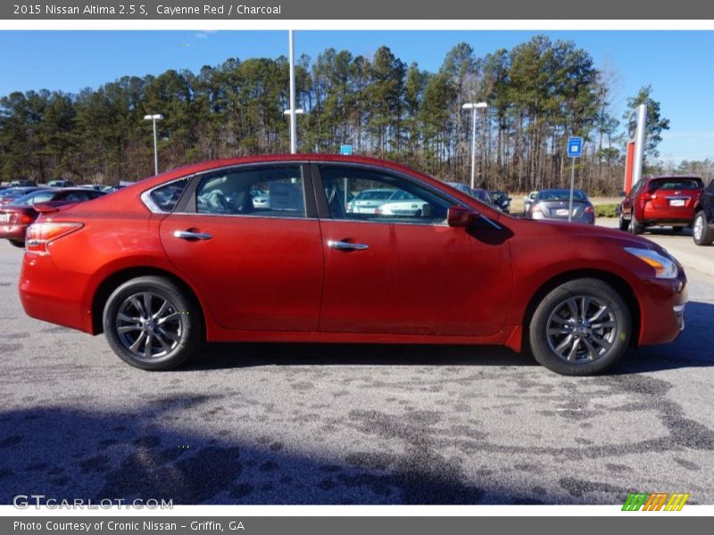 Cayenne Red / Charcoal 2015 Nissan Altima 2.5 S