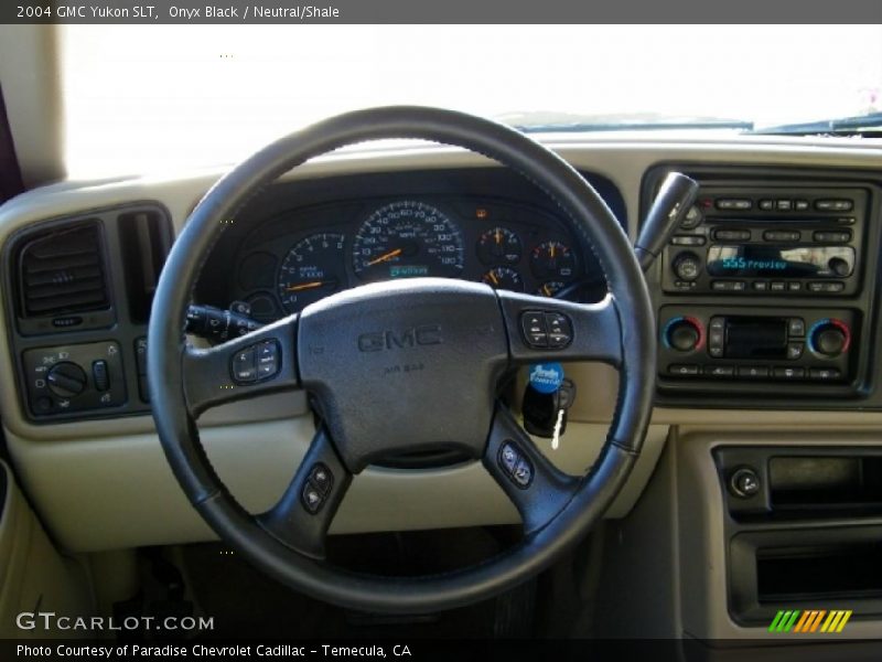 Onyx Black / Neutral/Shale 2004 GMC Yukon SLT