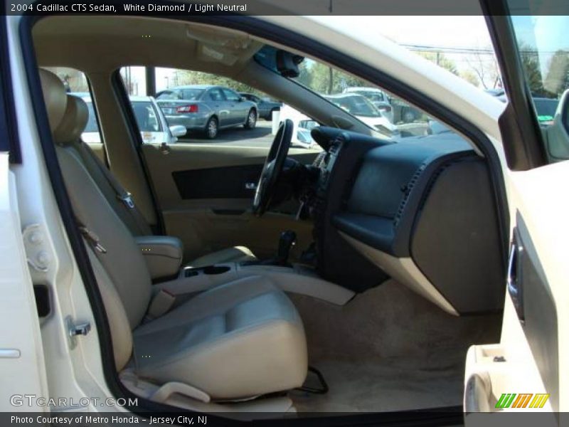 White Diamond / Light Neutral 2004 Cadillac CTS Sedan