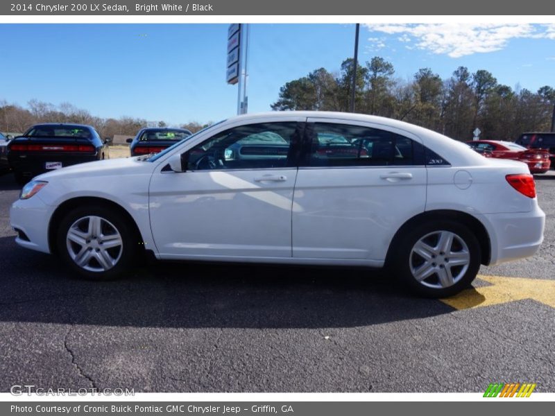 Bright White / Black 2014 Chrysler 200 LX Sedan