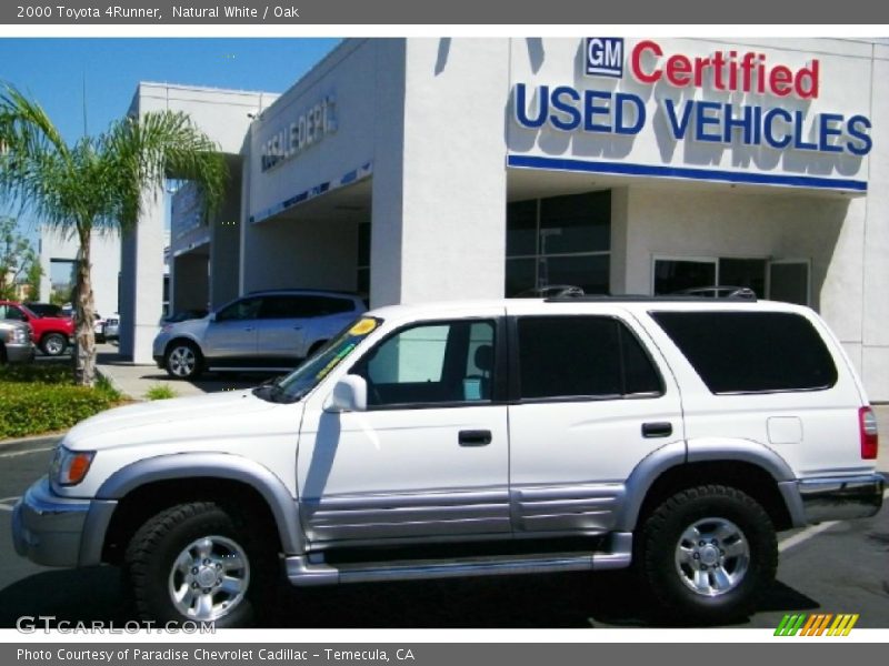 Natural White / Oak 2000 Toyota 4Runner