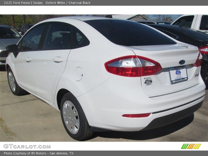 Oxford White / Charcoal Black 2015 Ford Fiesta S Sedan