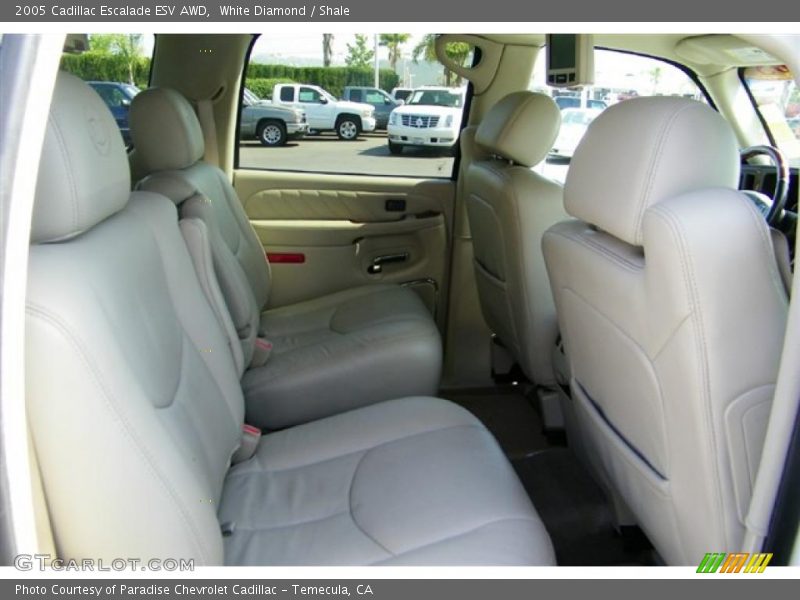 White Diamond / Shale 2005 Cadillac Escalade ESV AWD